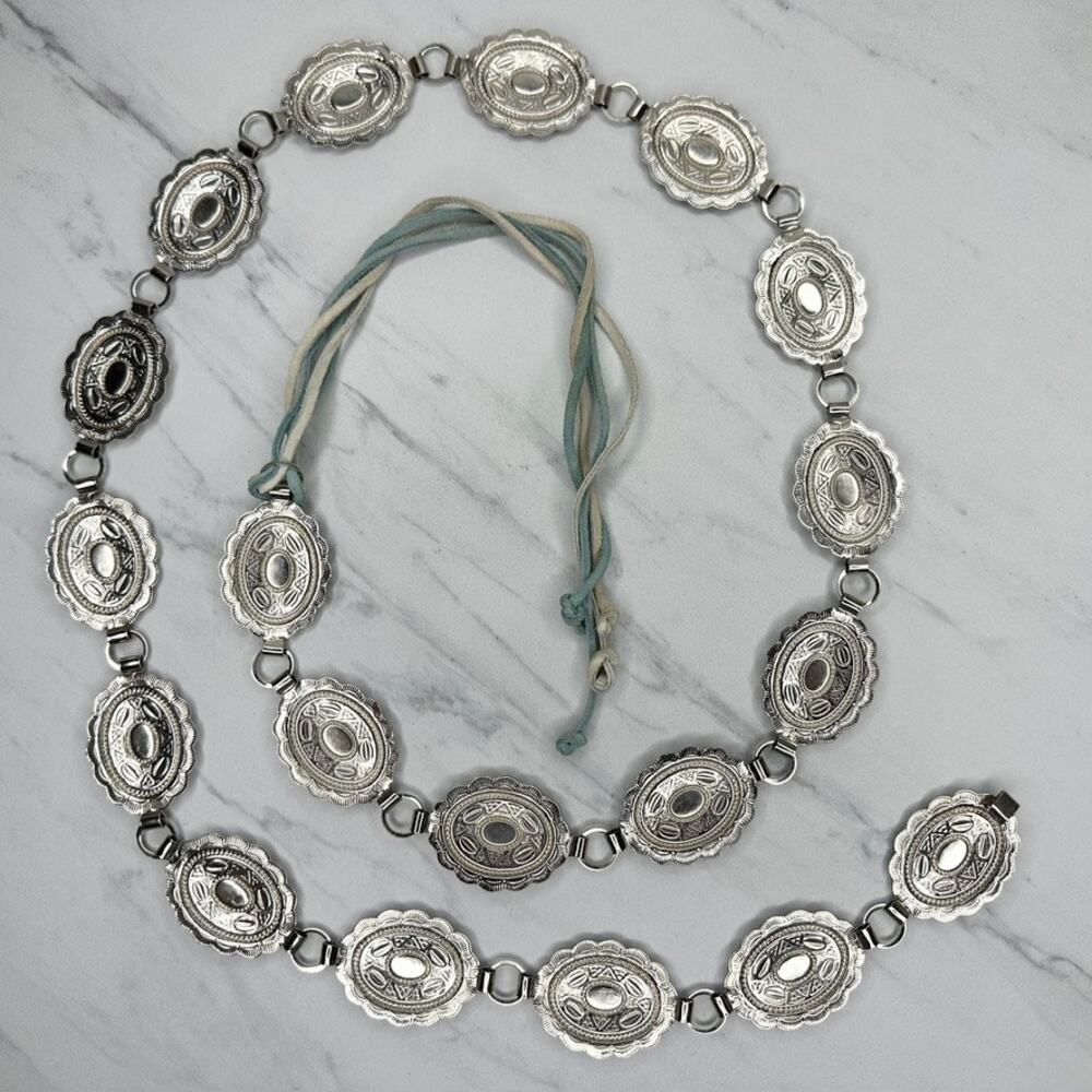 Faux Turquoise Scalloped Concho Silver Tone Chain Belt One Size (OS) Western ✨ - Picture 2 of 12